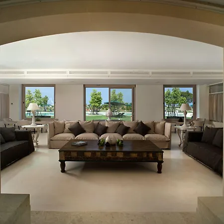 Furnirussi Tenuta 5*